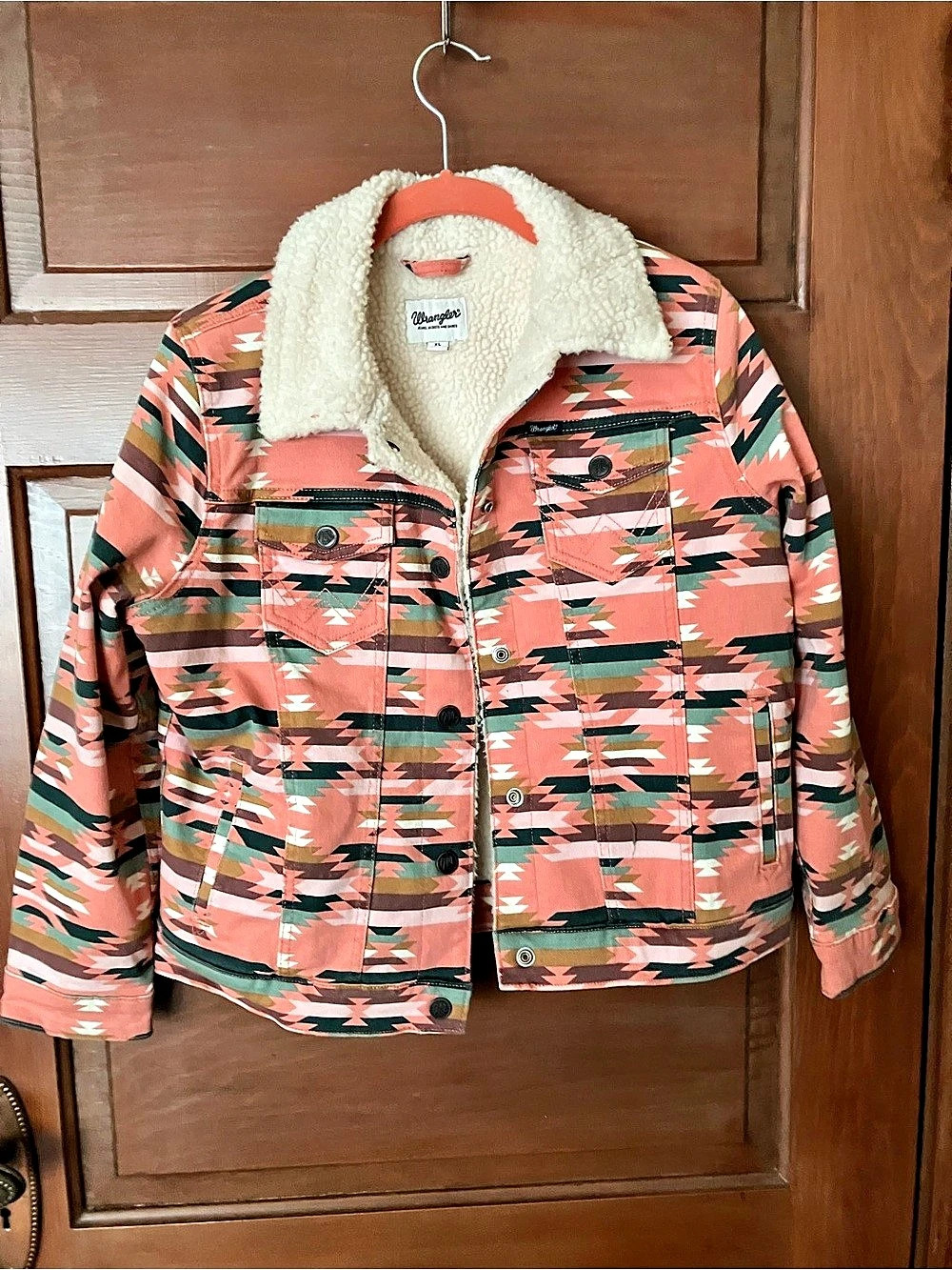 Wrangler Aztec Sherpa Lined Jacket Geometric Pink & Black  Youth XL
